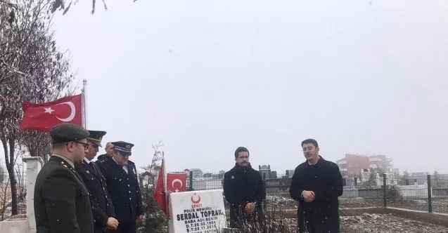 Şehit mezarları ziyaret edildi