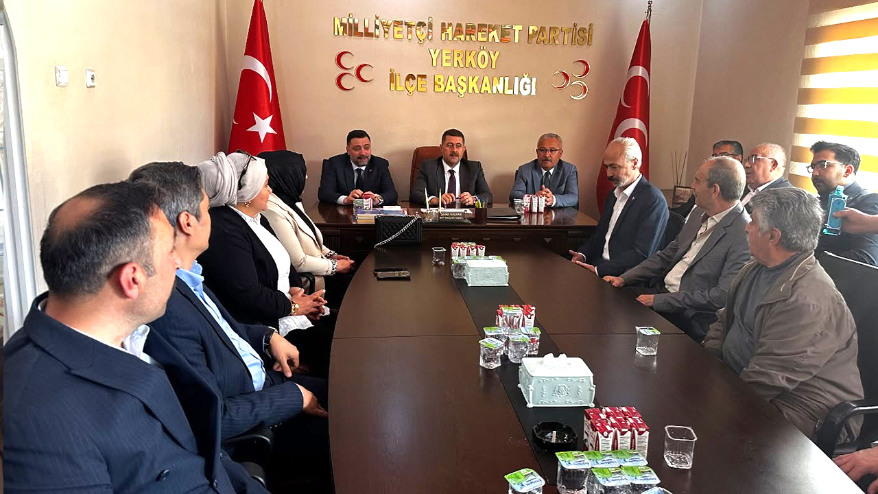 MHP'liler Yerköy'de Bayramlaştı