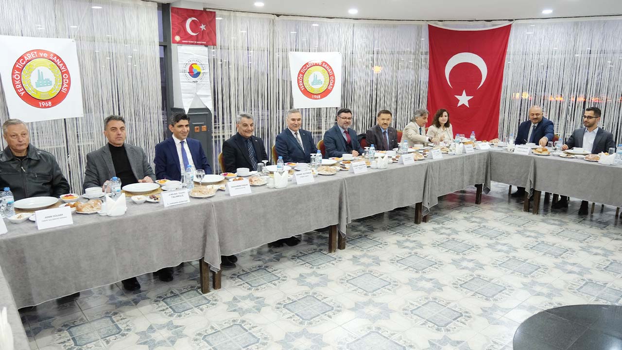 Yozgat Organize Sanayi Bölgesi İş İnsanları İftarda Bir Araya Geldi!