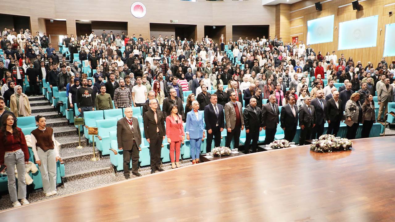 Yozgat Bozok Üniversitesi'nde 18 Mart Çanakkale Zaferi Coşkuyla Anıldı!