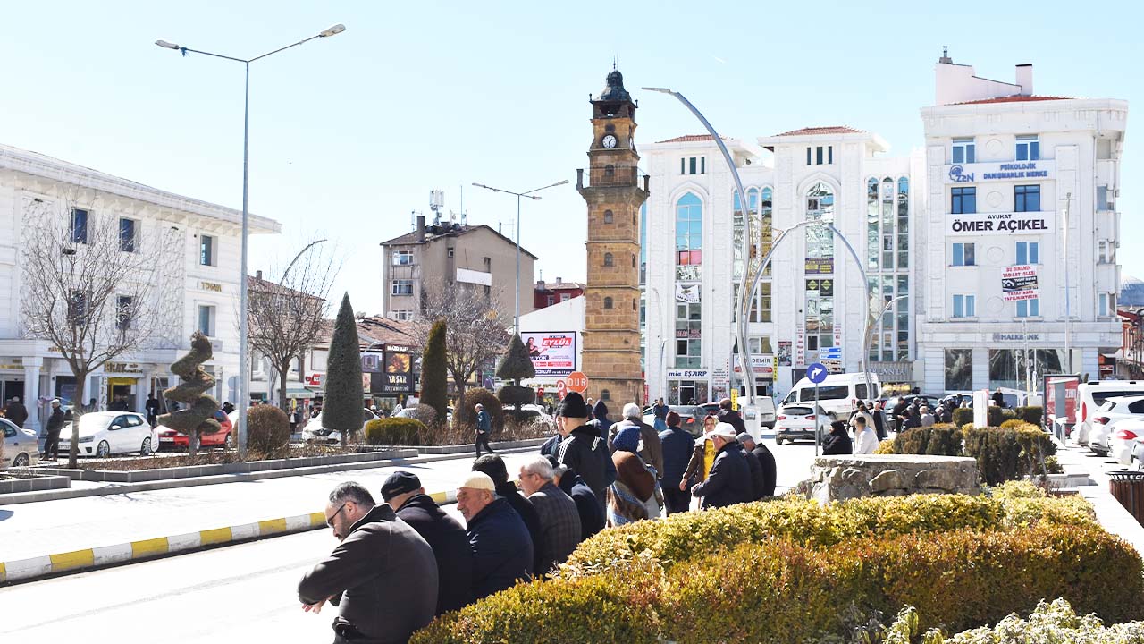 Yozgat’ta Mart Ayında Kış Yerini Güneşe Bıraktı!