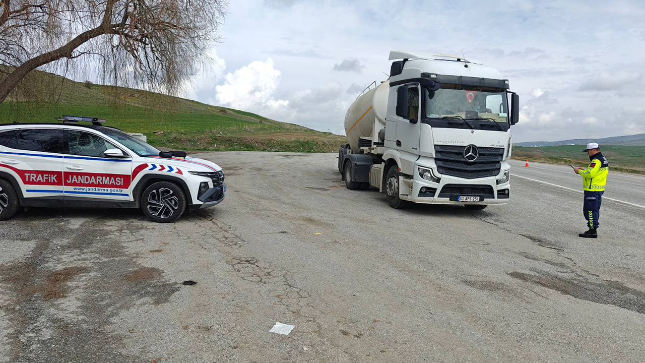 Yozgat’ta ağır tonajlı araçlara geçit yok!