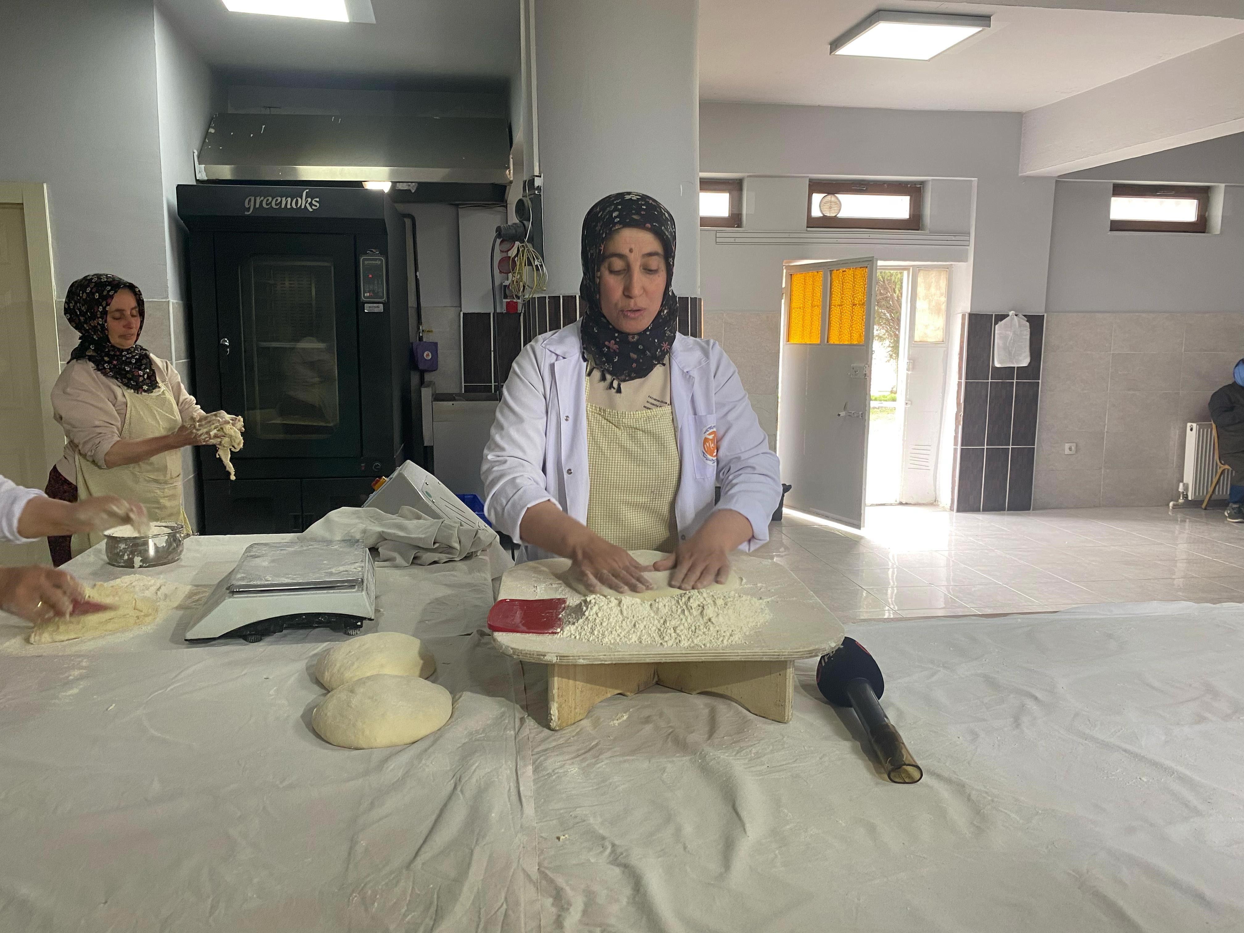 Geleneksel Lezzet Yaşatılıyor: 600 Yıllık Kutludüğün Ekmeği