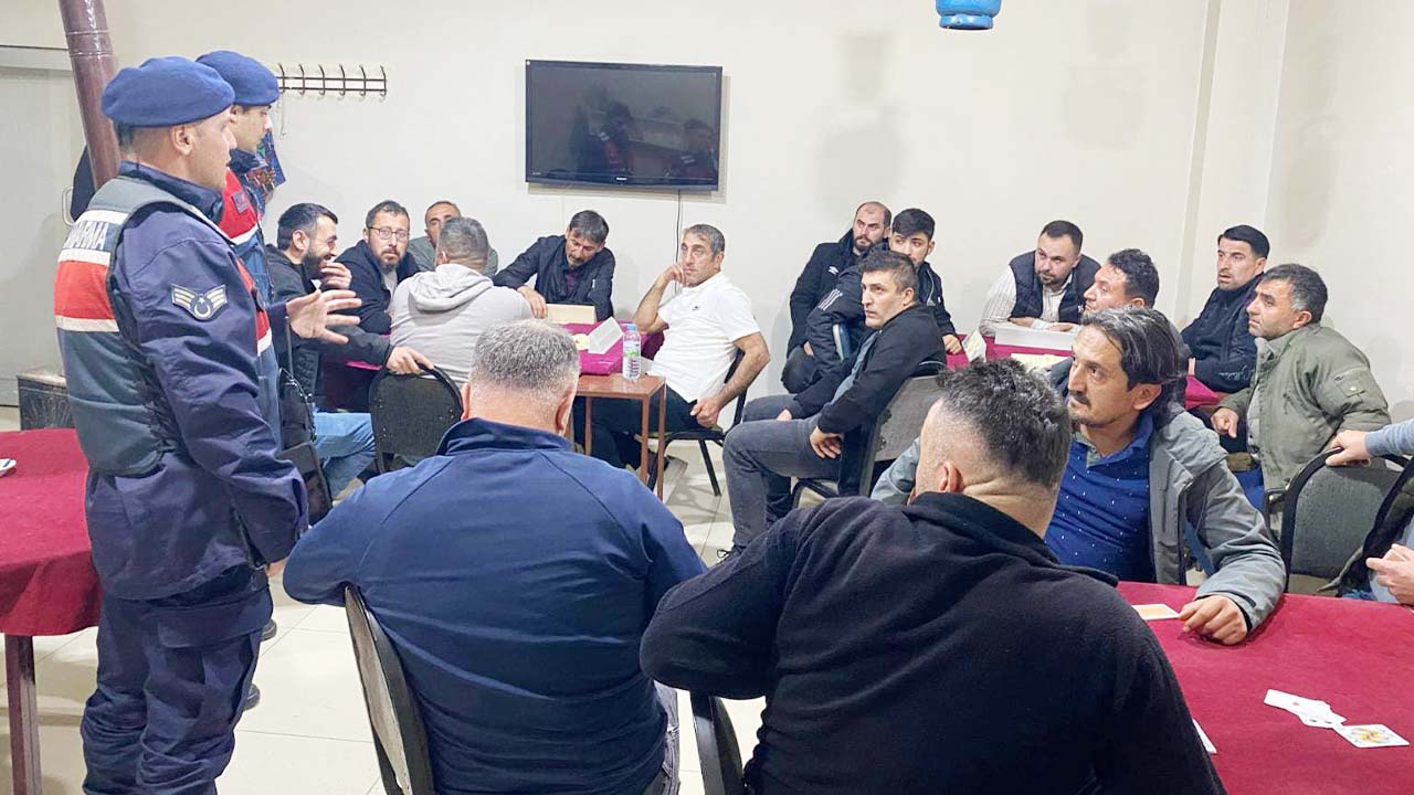 Yozgat Jandarması Sahada! Güvenlikte Üst Düzey Önlem!