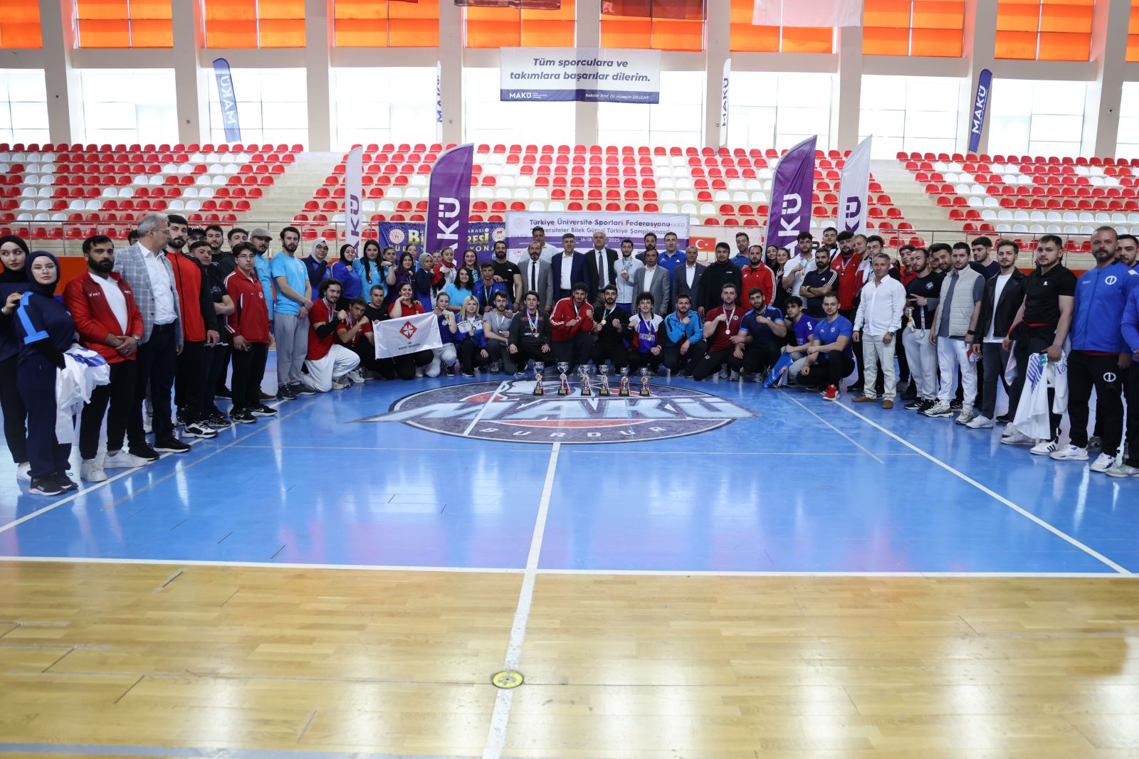 Yozgat Bozok Üniversitesi Öğrencileri Spor Müsabakalarında Göz Doldurdu