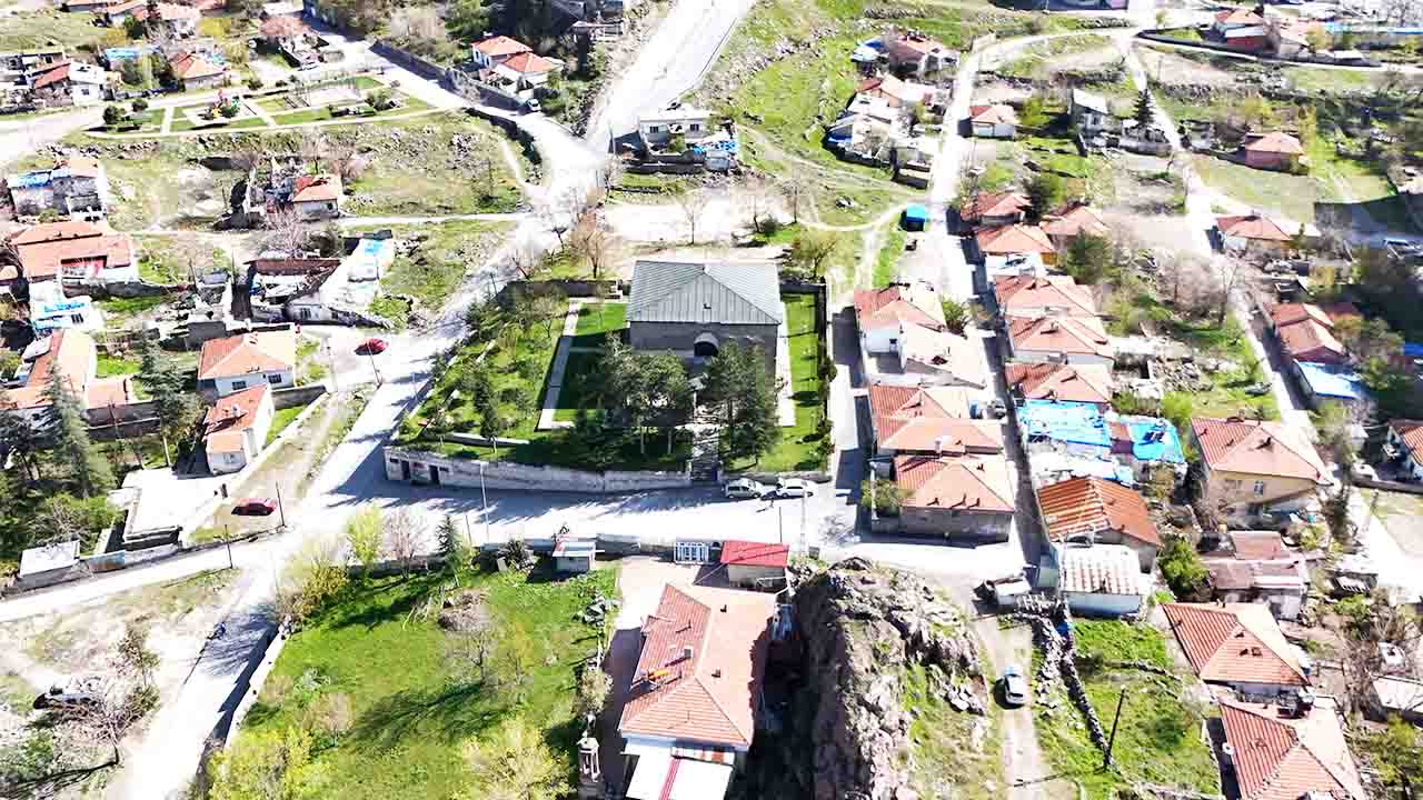 Yozgat'ın yanıbaşında bulunuyor! Tam 8 asırdır ayakta