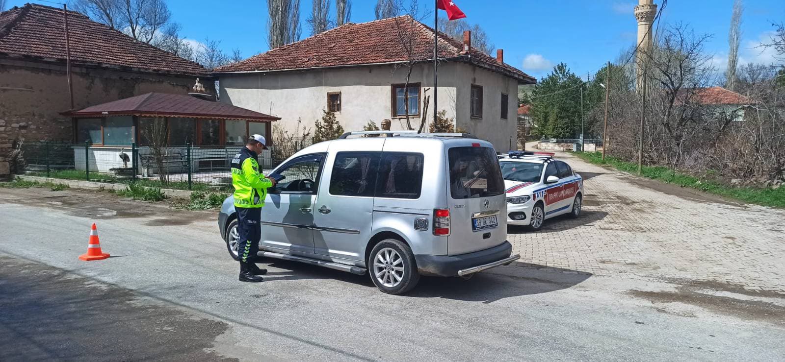 Çayıralan İlçesinde Emniyet Kemeri Uyarısı