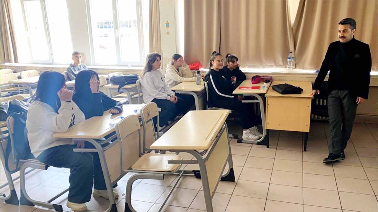 Yozgatlı Müdürden altın değerinde LGS tavsiyeleri