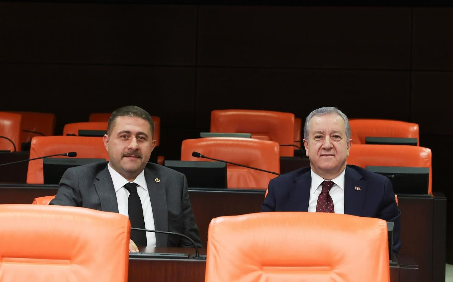 MHP’nin Yozgatlı Temsilcileri TBMM’de Omuz Omuza: Durmaz ve Sedef’ten Örnek Birliktelik!