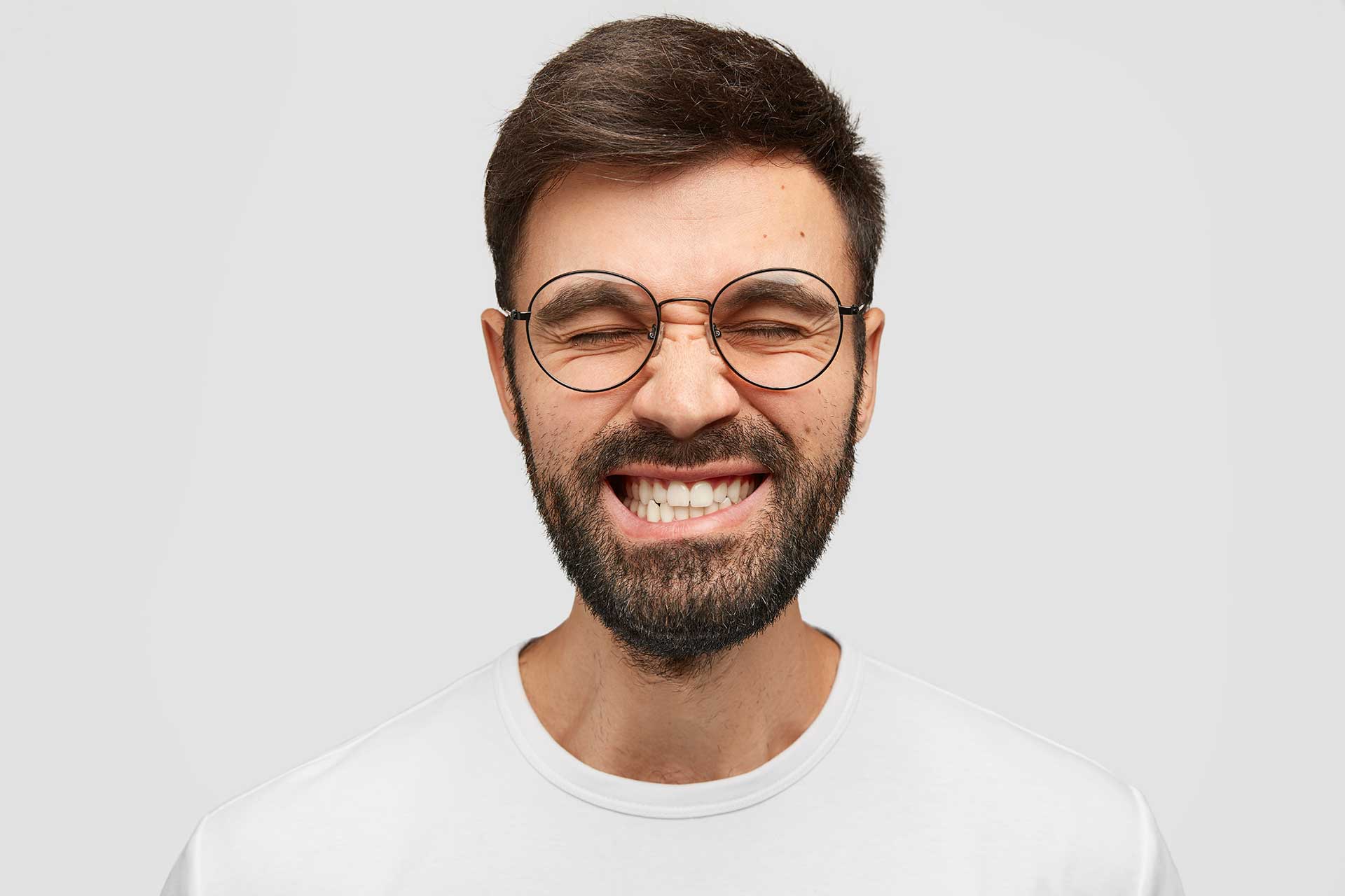 Diş Sıkma Sorunu Sanıldığından Daha Yaygın! Çözümse Çok Basit!