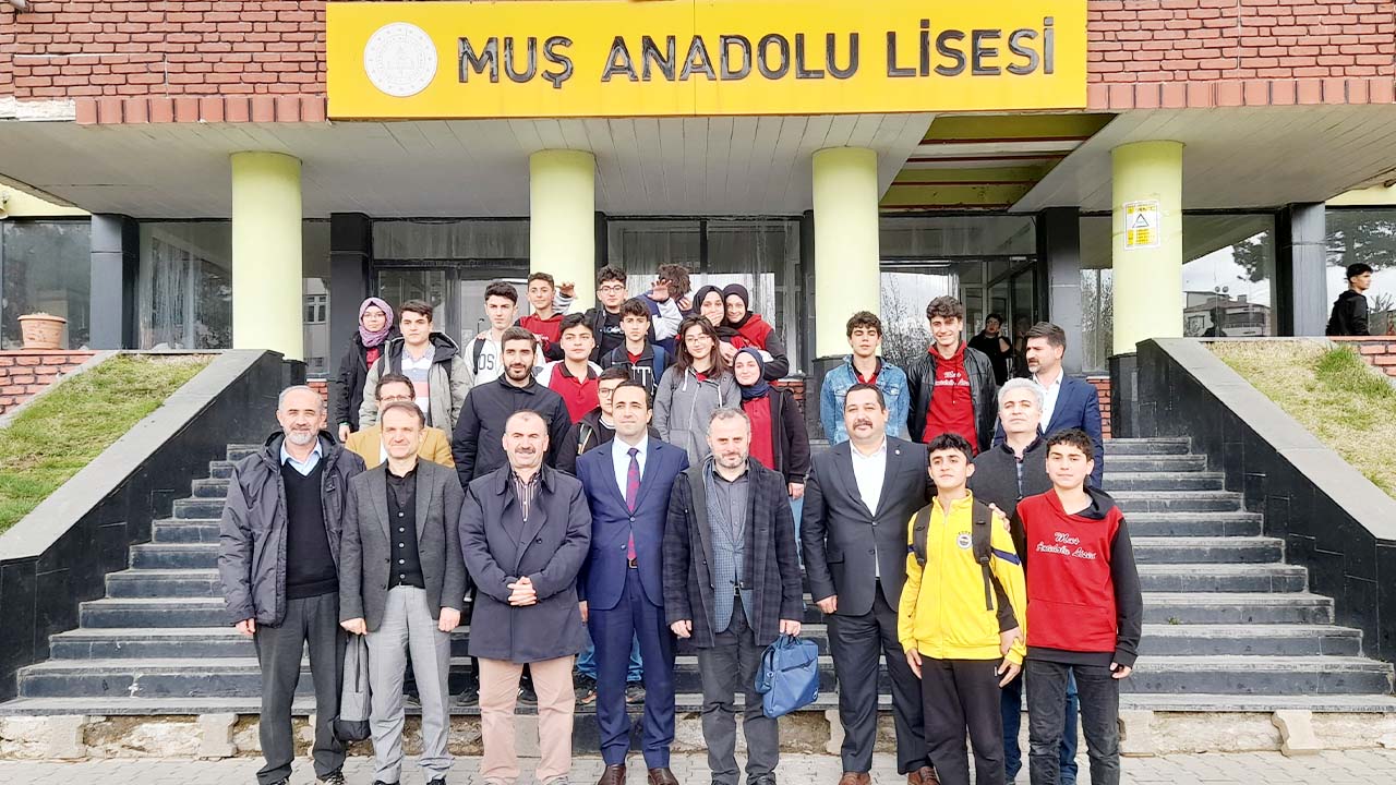 Yozgat Bozok Üniversitesi Akademisyenleri Muş’ta Gençlerle Bilimi Konuştu!