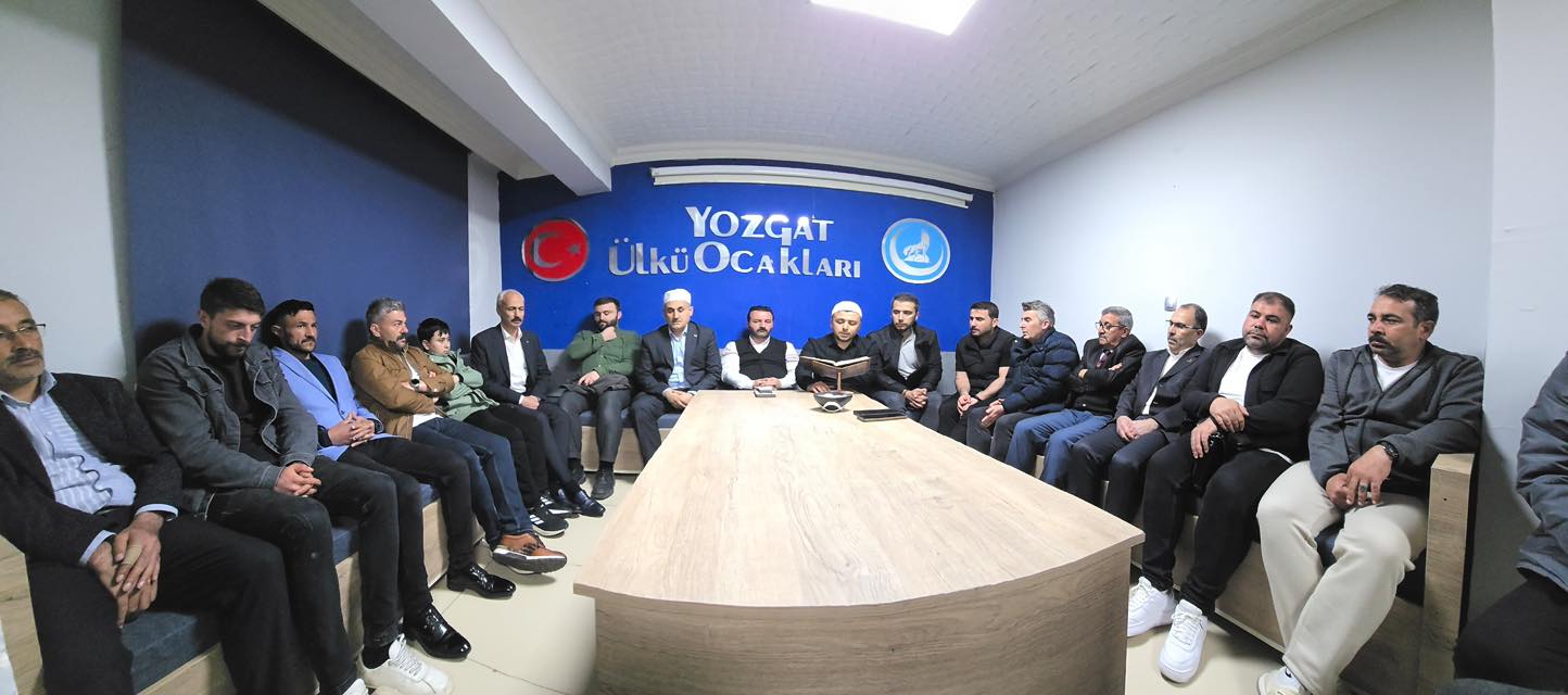 Yozgat'ta Ülkücülerden Şehitler İçin Kuran