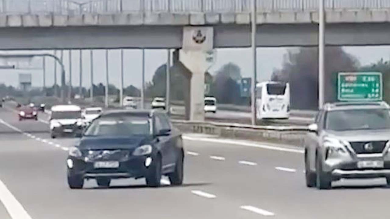 Bolu’da Geri Geri Giden Sürücü Trafikte Tehlike Oluşturdu!