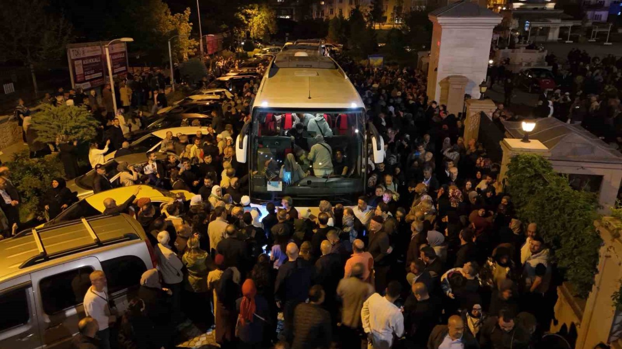 Yozgat'ın komşusunda hacı adayları dualarla kutsal topraklara uğurlandı