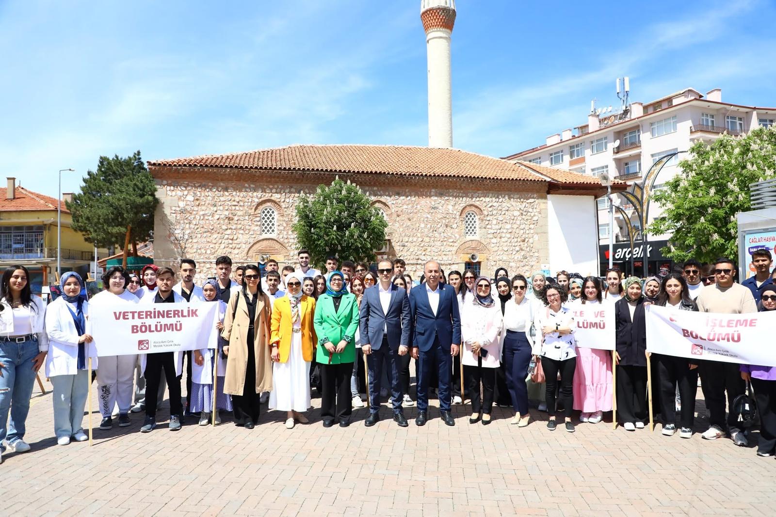 Alaca’da Bilim Toplumla Buluşuyor Sergisi Büyük İlgi Gördü
