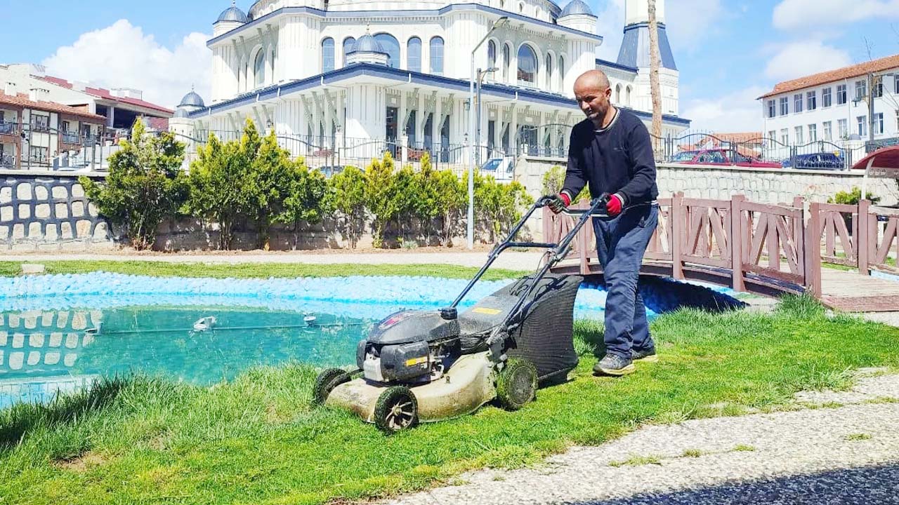 Çekerek’te Yeşil Alanlar Daha Güzel Olacak!