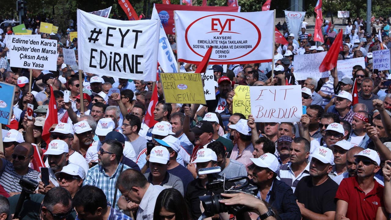 Milyonlara Erken Emeklilik Müjdesi! Mini EYT Yolda...