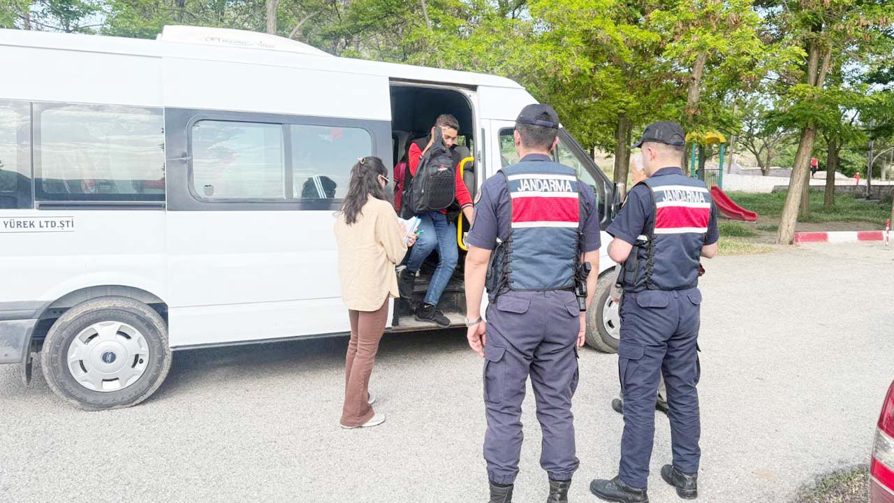 Yozgat’ta Jandarma’dan Okul Çevresinde Sıkı Güvenlik Denetimi