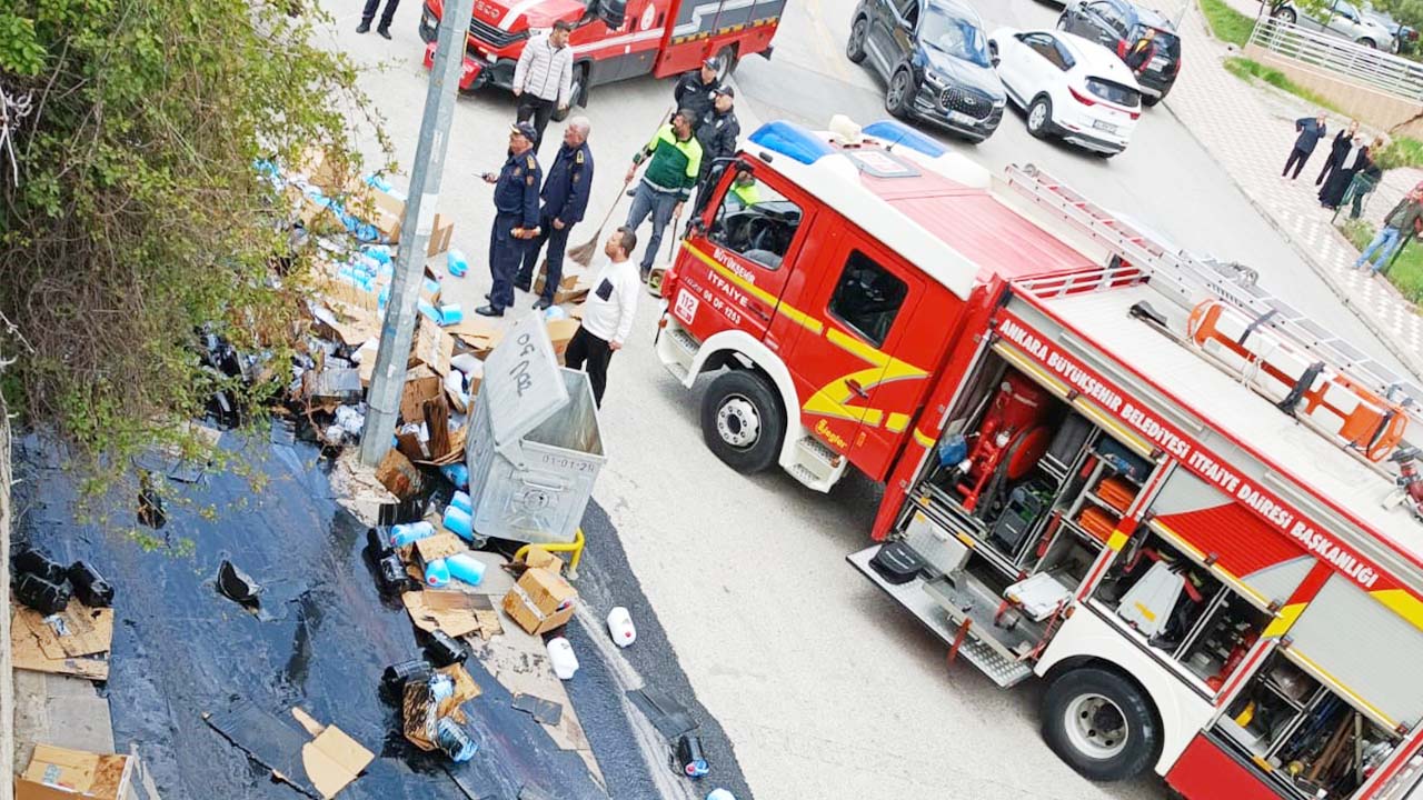 Keçiören'de freni boşalan kamyon trafoya çarptı