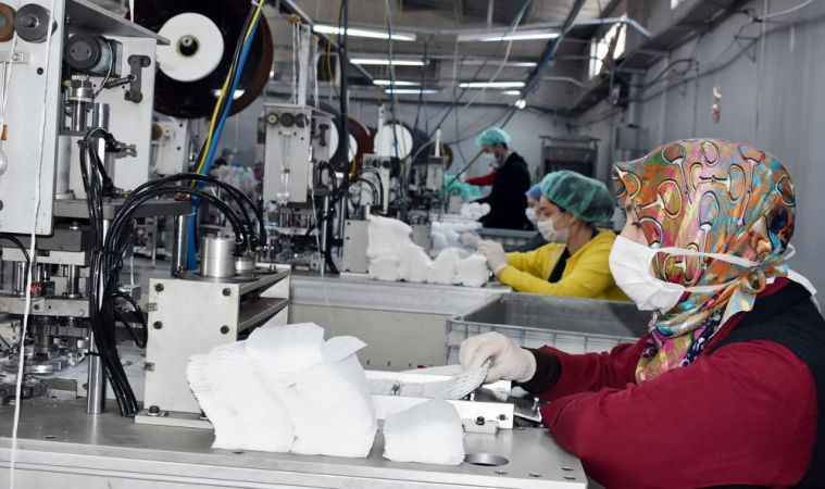 Korona Virüs Mücadelesinde Yozgat'tan Sadece Sağlık Bakanlığı'na Üretim Yapıyor... Günlük Üretimi 300 Bin Adeti Buldu