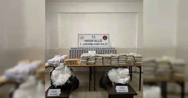 Yüksekova’da 177 kilo eroin ile 10 bin adet tıbbi maske ele geçirildi
