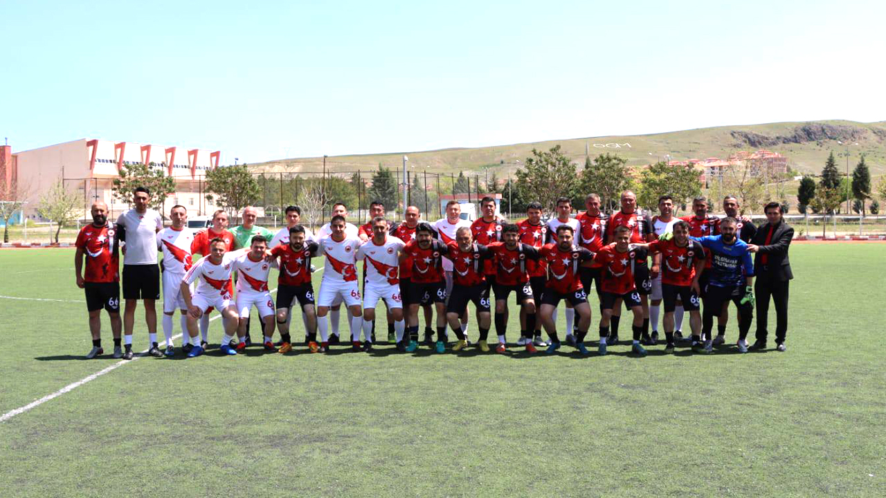 Yozgat Yerköy’de Şehit Uzman Çavuş Muharrem Efendi Dündar Anısına Dostluk Futbol Turnuvası