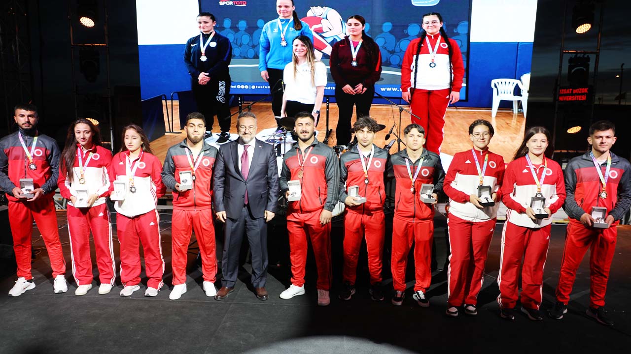 Yozgat Bozok Üniversitesi Sporcuları Üniversiteler Arası Müsabakalarda Zirvede!