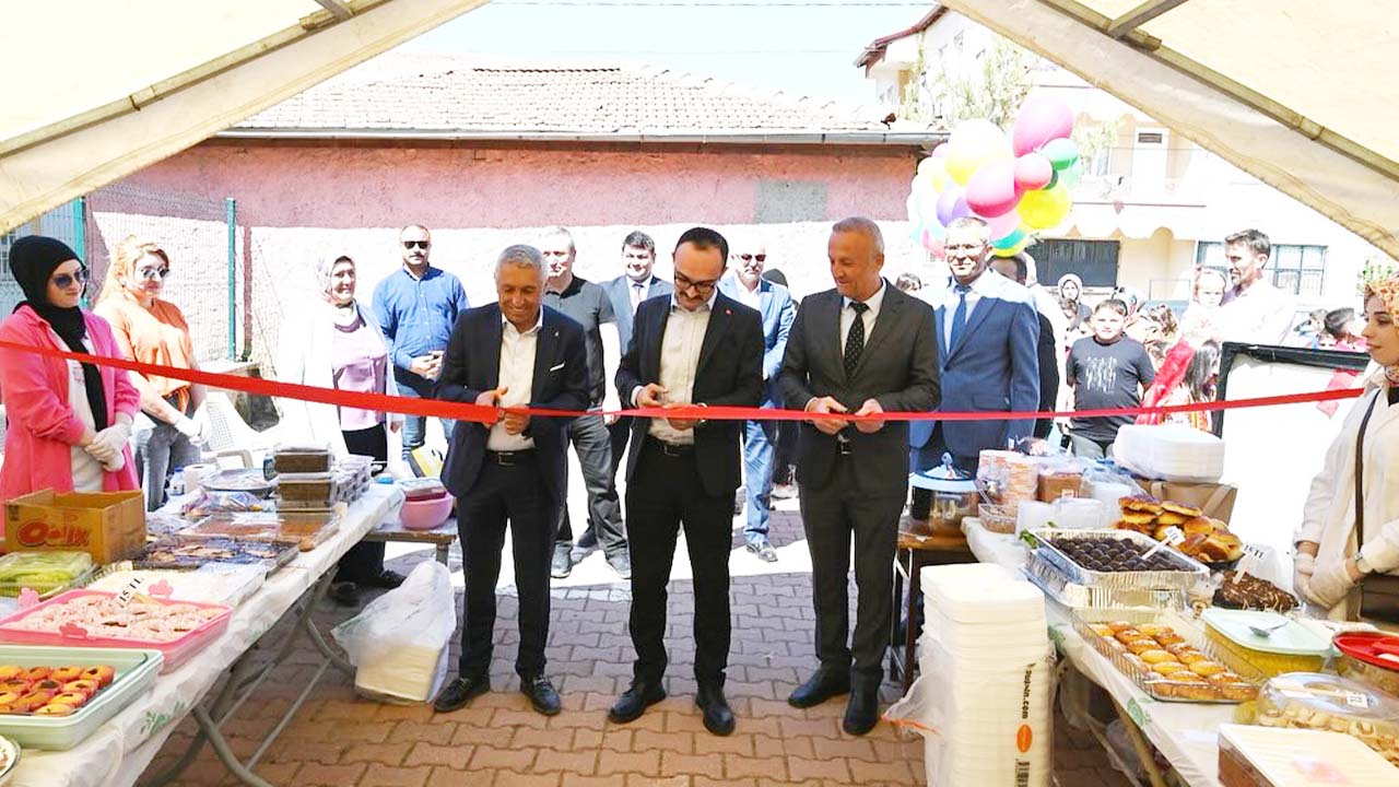 Minik Eller Büyük İş Başardı: Şefaatli’de Anlamlı Kermes!