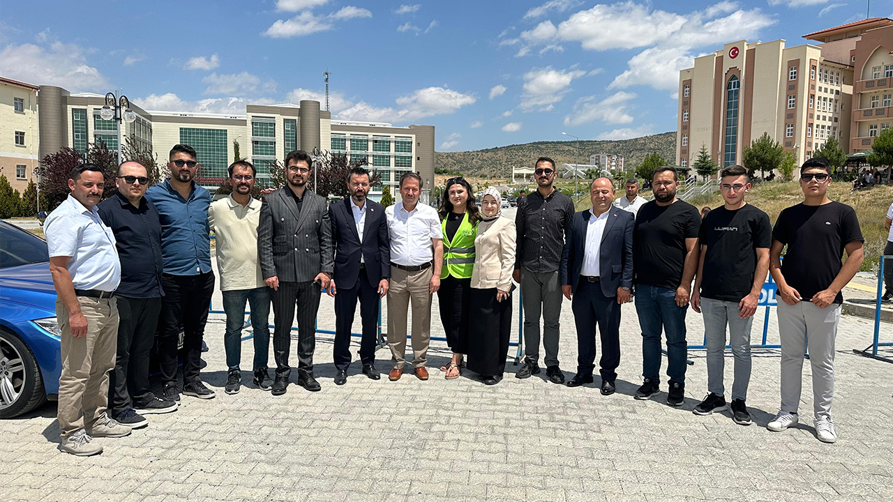 AK Parti Yozgat'ta yine yaptı yapacağını!
