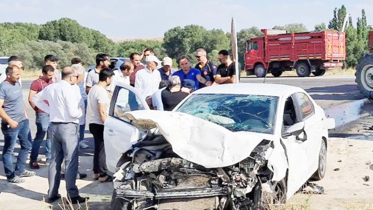 Yozgatlı Vatandaşlar Çözüm Bekliyor! Tehlikeli Kavşakta Korku Dolu Anlar!