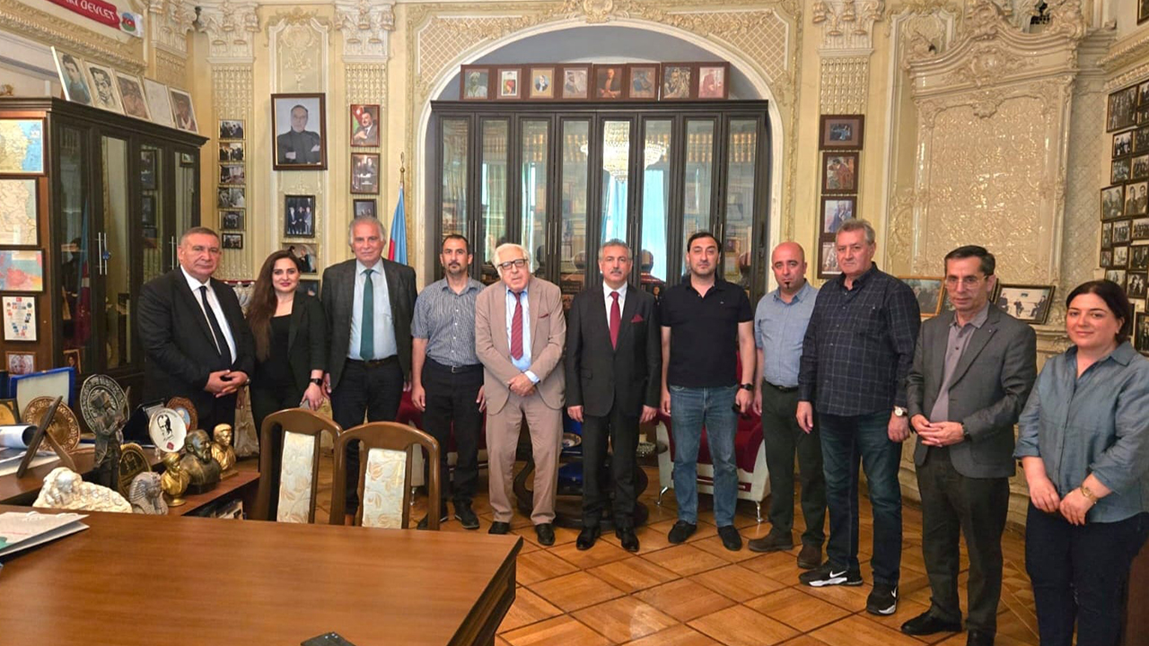 Yozgatlı Şair ve Yazar Muhterem Şahin'e Azerbaycan Yazıcılar Birliği'nden Teşekkür