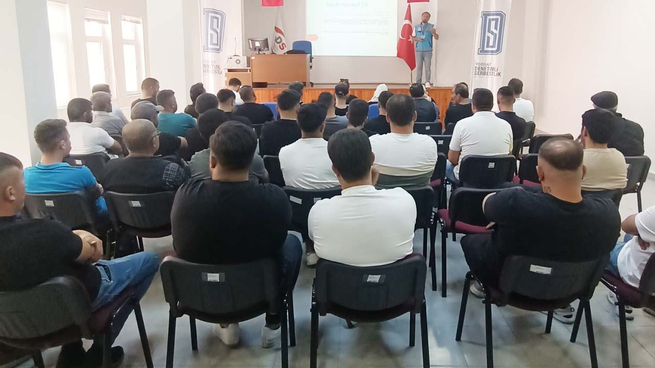 Yozgat Denetimli Serbestlik Müdürlüğü'nden Madde Bağımlılığına Karşı Anlamlı Seminer