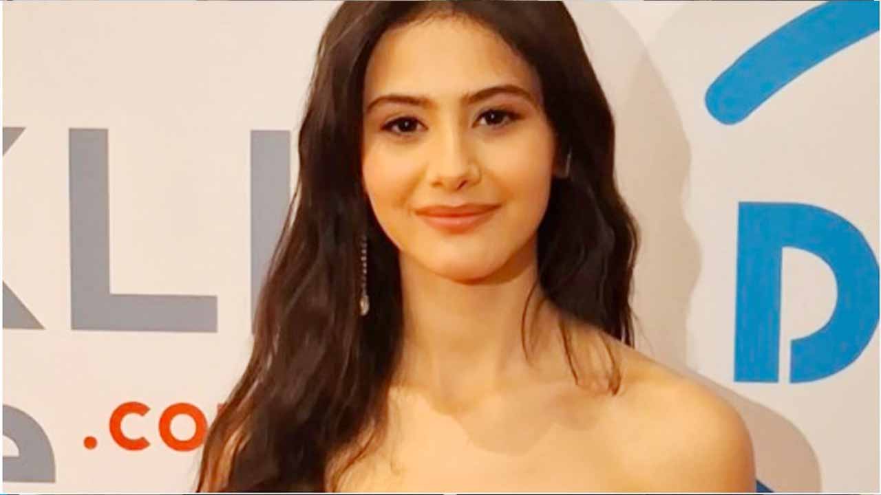 Helin Kandemir Kimdir? Genç Yaşta Büyük Başarılar Elde Eden Oyuncu Hakkında Her Şey