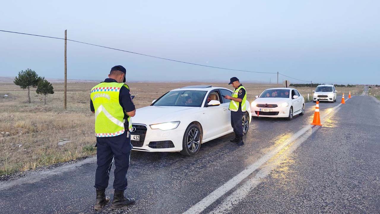 Yozgat’ta Jandarmadan 14 İlçede Eş Zamanlı Denetim!
