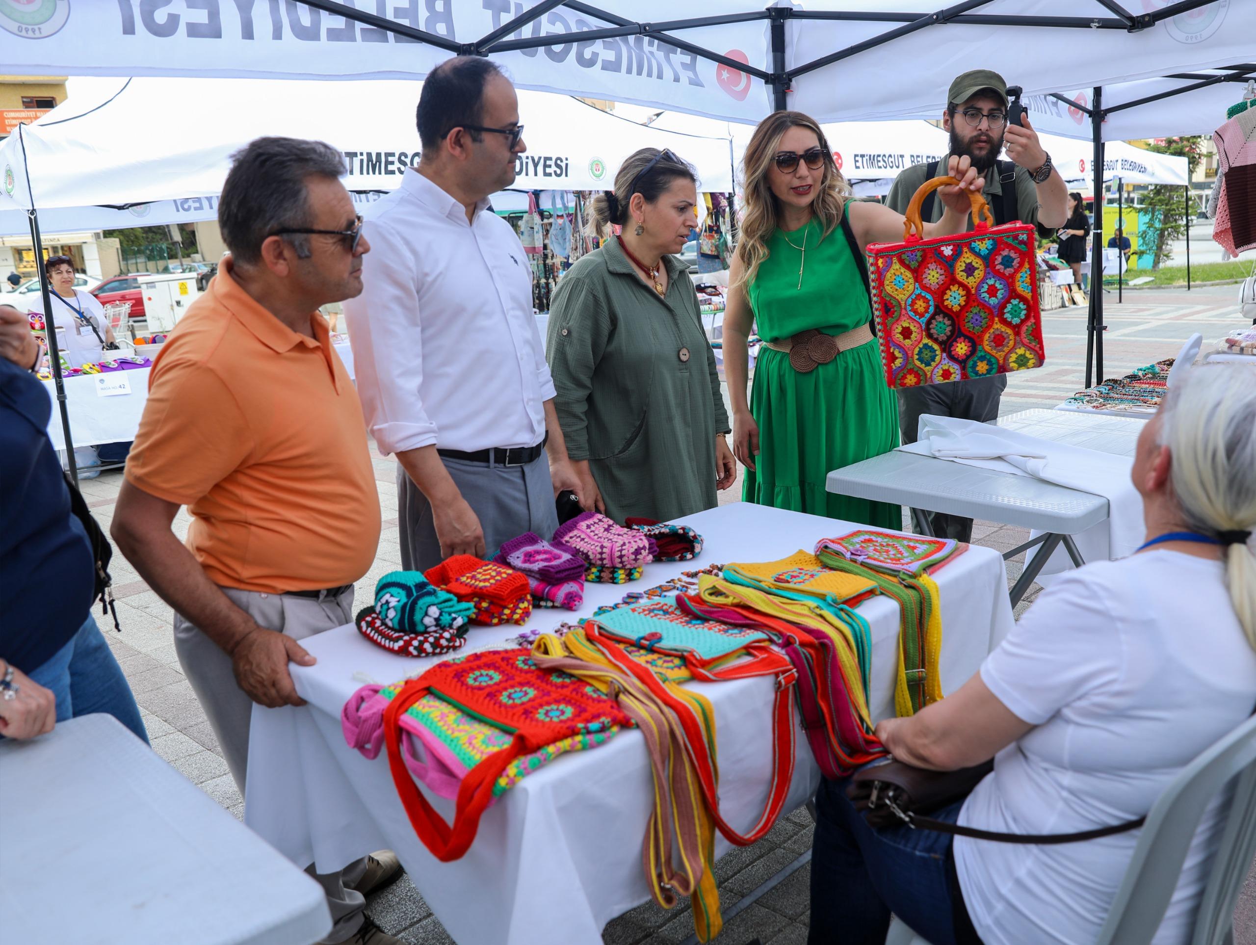 Etimesgut’ta kadın emeği pazarına yoğun ilgi