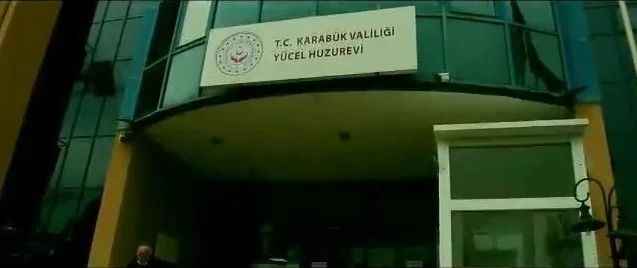 Huzurevi sakinlerinden "Hayat Eve Sığar" klibi