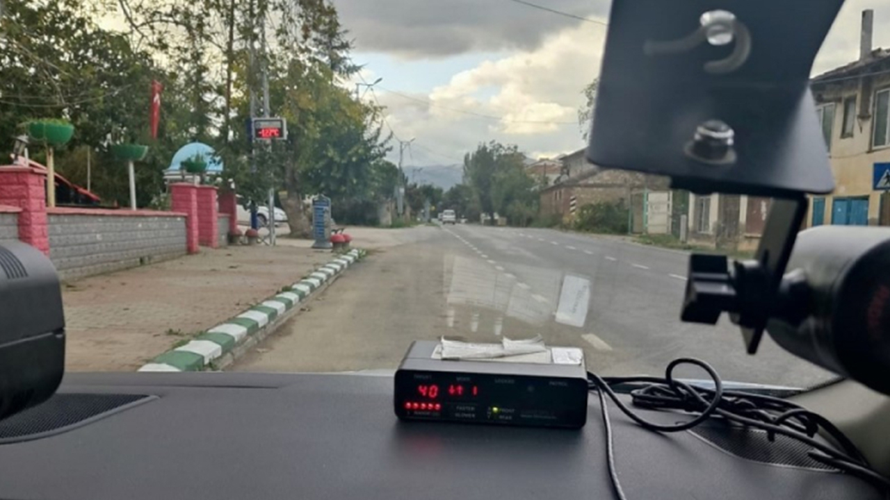 Gelecek Partisi Yozgat İl Başkanı Ömer Aydoğmuş: Hız Limitleri Sürücüyü Cezaya Sürüklüyor