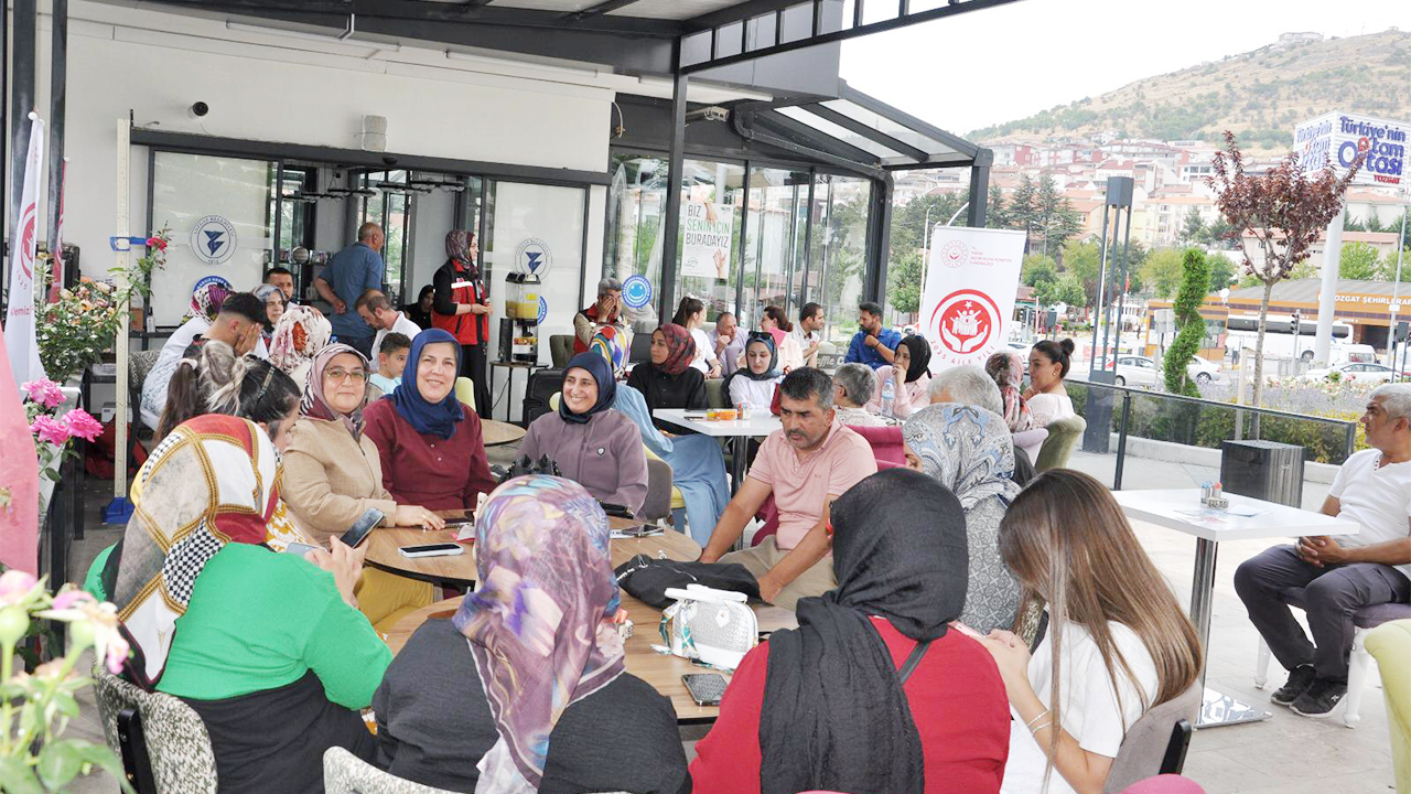 Yozgat’ta Aileler Bu Kafede Buluştu: Aile Bağları Güçlendi