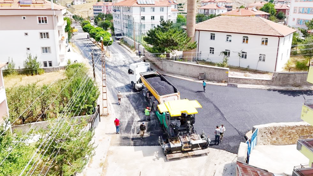 Sokak Sokak Yenileniyor: Akdağmadeni Modern Ulaşıma Kavuşuyor