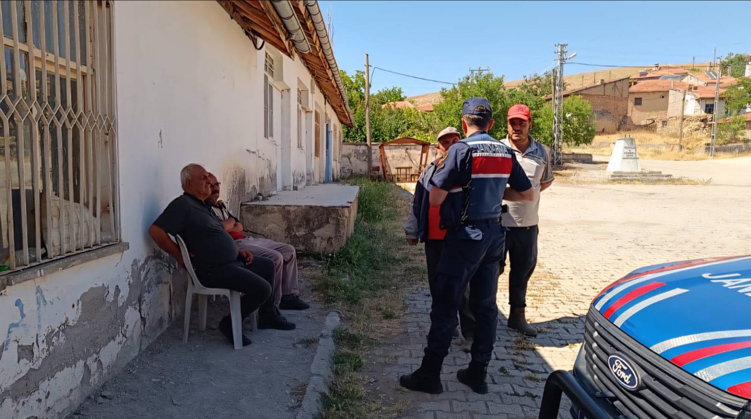 Yozgat Jandarmasından Çandır’da Anız Yangını ve Kene Uyarısı