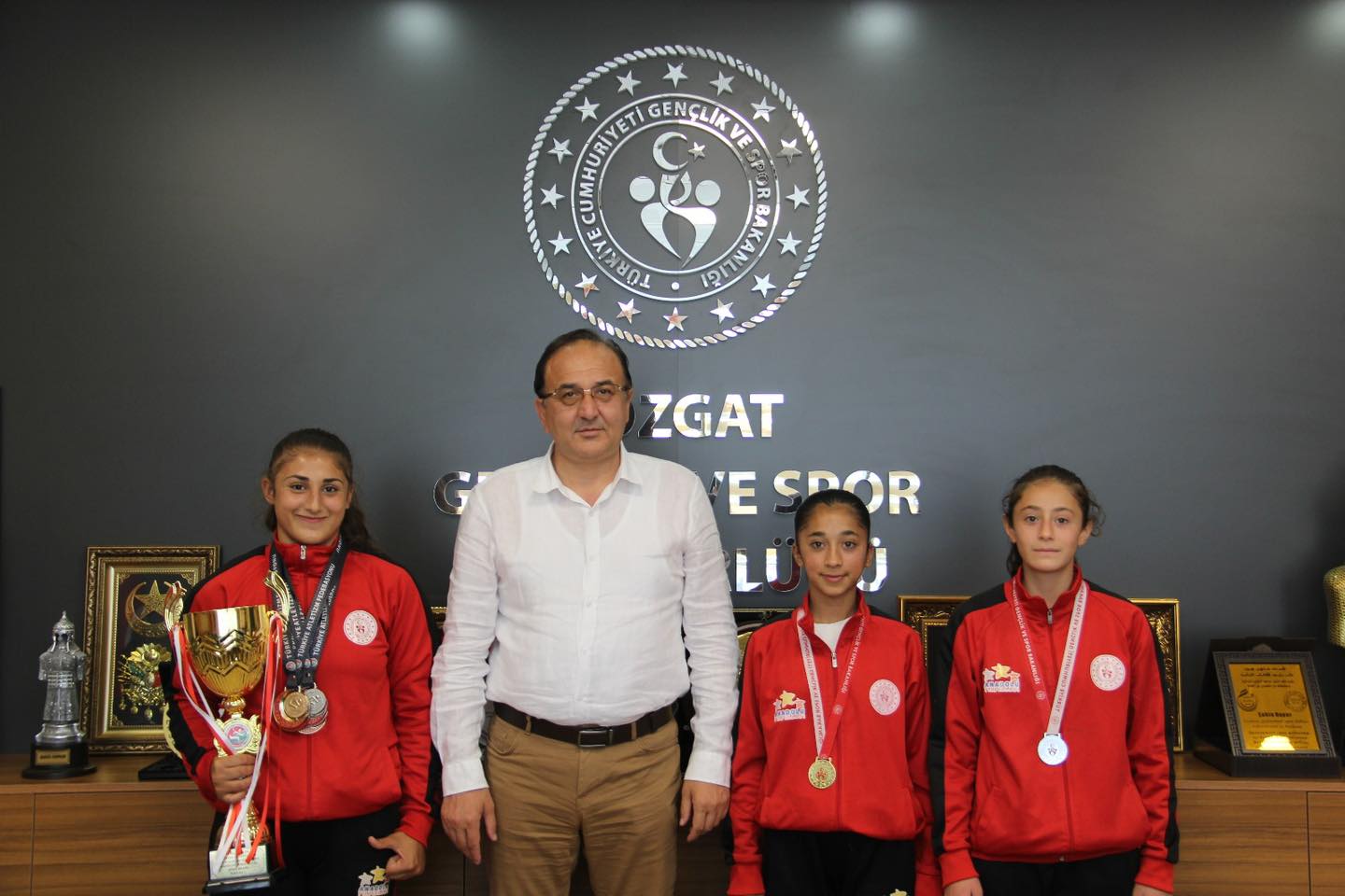 Yozgat'ın Şampiyon Sporcularını Ağırladı