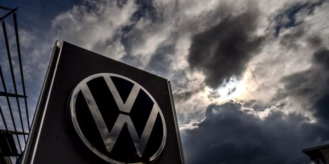 Volkswagen Çin’de Geri Adım Attı: 360 Bin Araçlık Dev Fabrika Kapanıyor