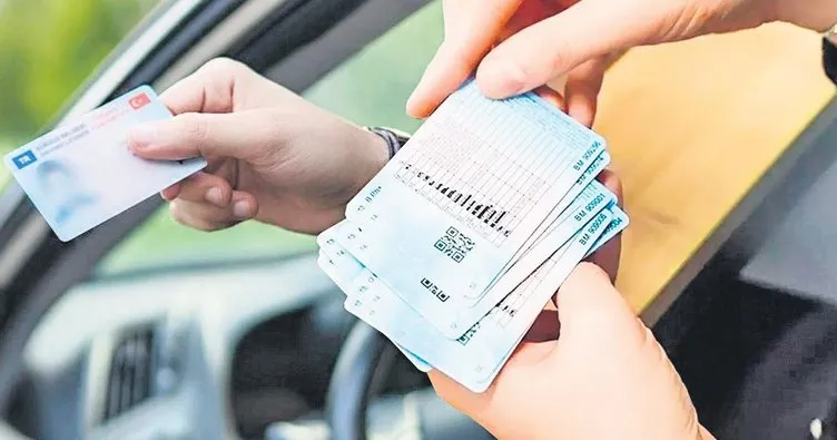 Ehliyetini Yenilemeyen 7.438 TL Ödeyecek