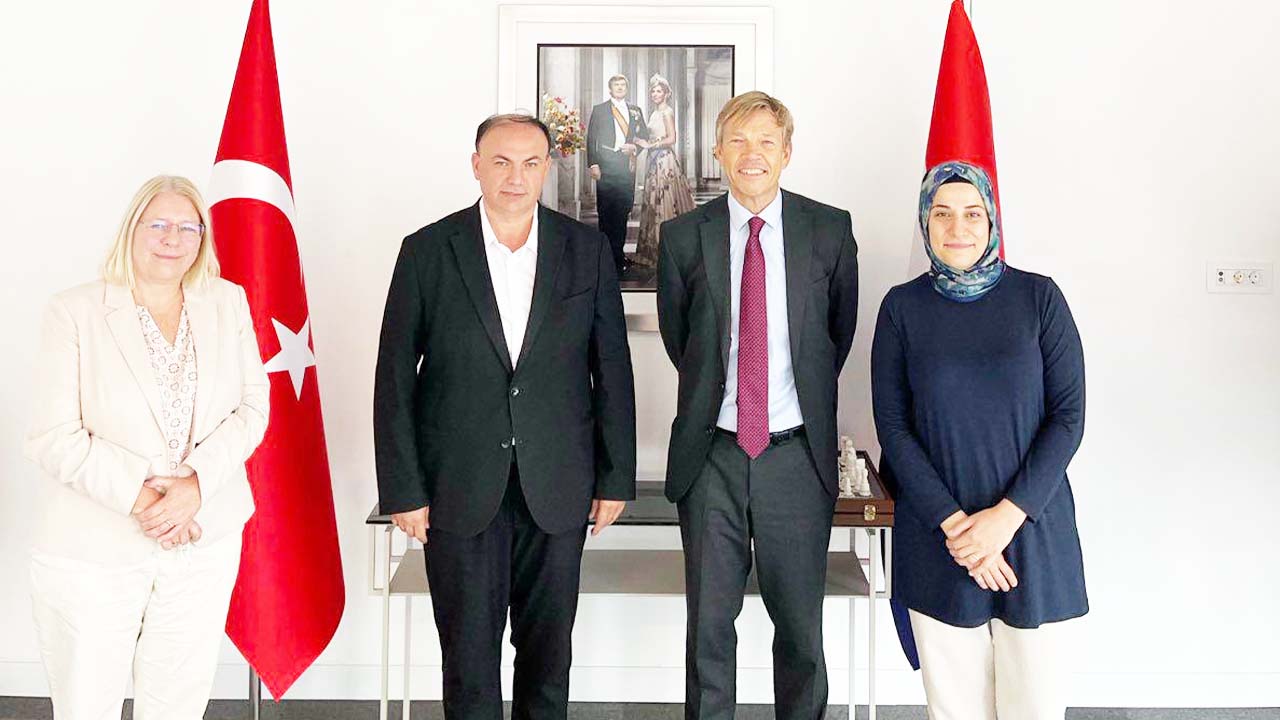 Hollanda’da Yaşayan 55 Bin Yozgatlı İçin Buluşuldu