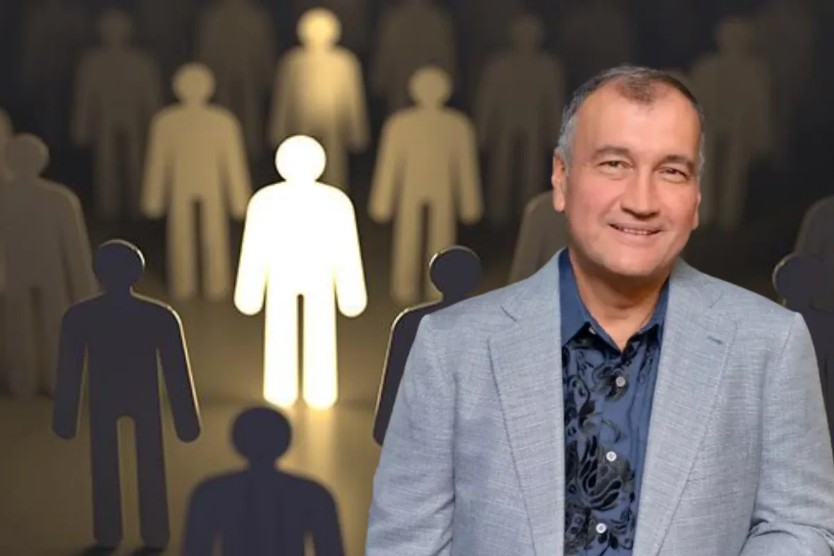 Murat Ülker'den Düşünmeye Davet: “İnanmak Kolay, Düşünmek Zahmetlidir”