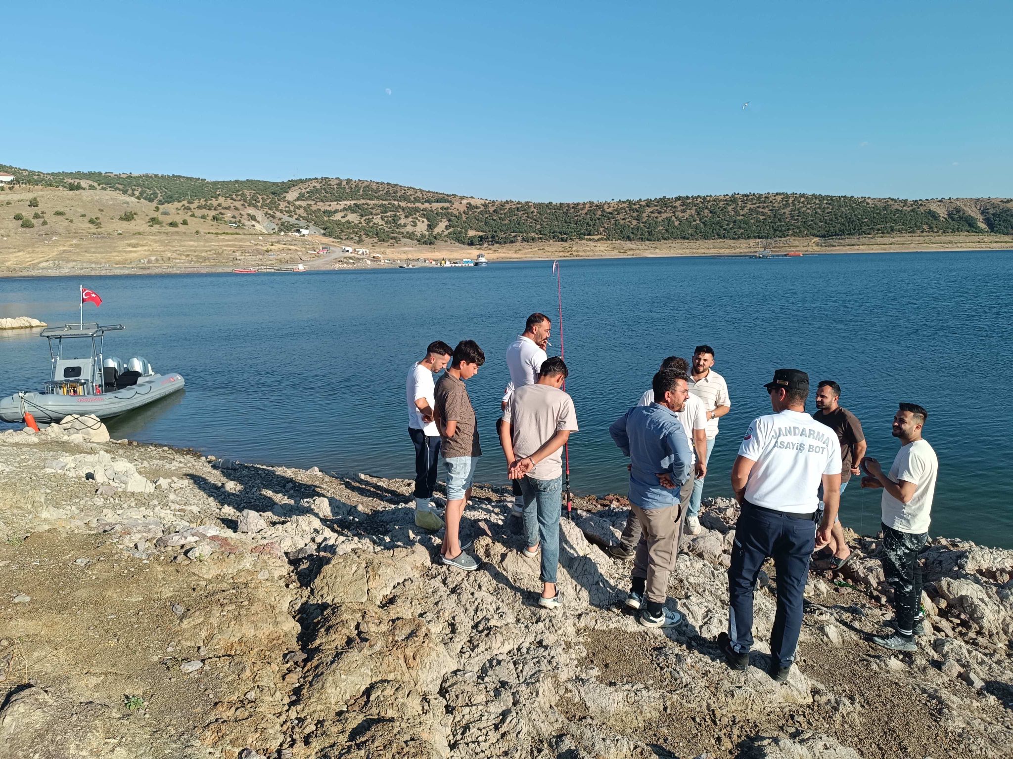 Yozgat Jandarma’dan Süreyya Bey Barajı’nda Denetim: Doğal Yaşama ve Güvenliğe Dikkat Çekildi