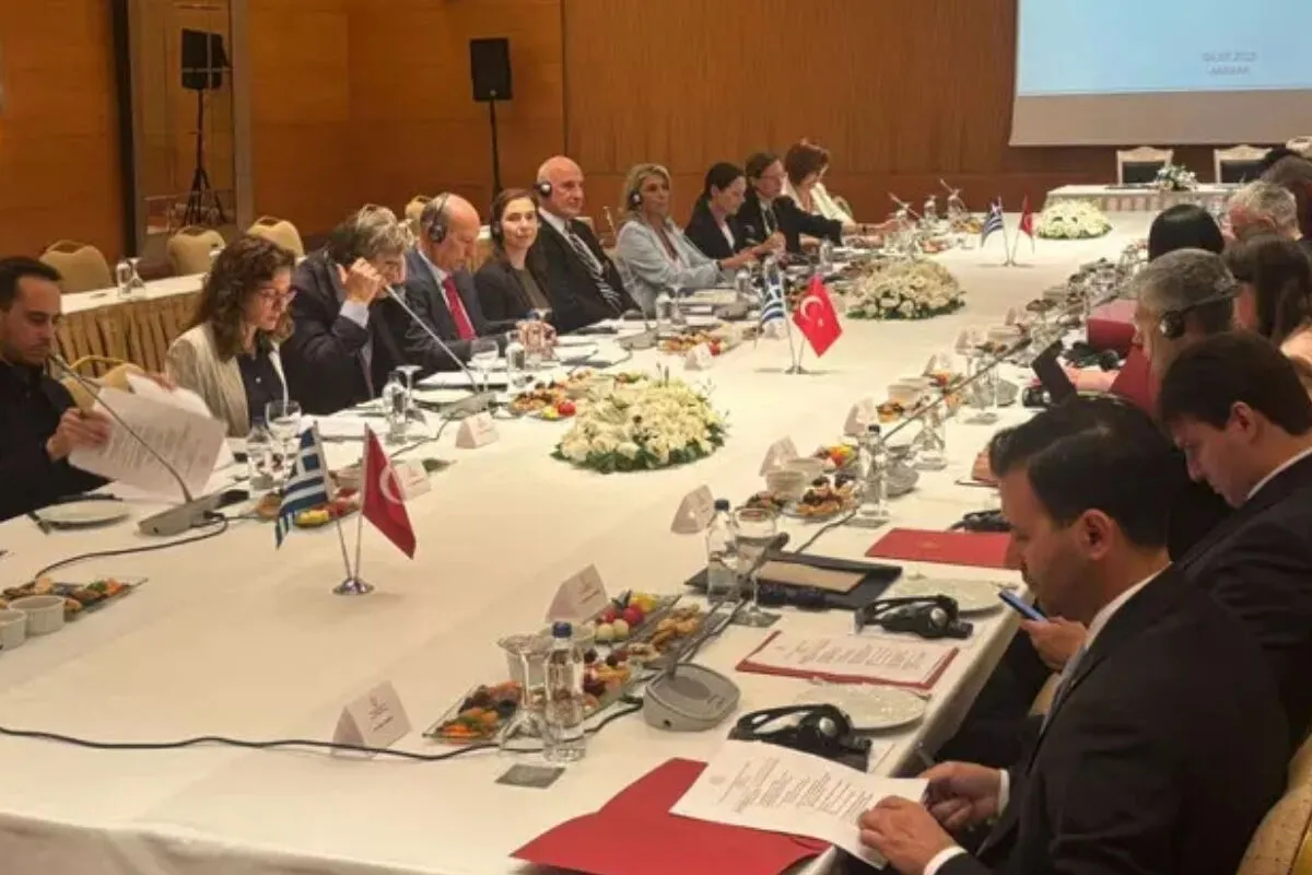 Kapıda Vize Uygulamasını Genişletmek İçin Türkiye ve Yunanistan Arasında Protokol İmzalandı