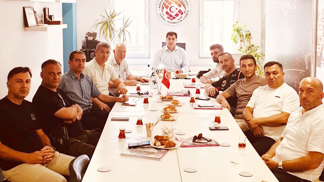 Kahraman Kalemler İstanbul’da Buluştu: Azerbaycanlı Gazi Gazetecilerden KGK’ye Ziyaret