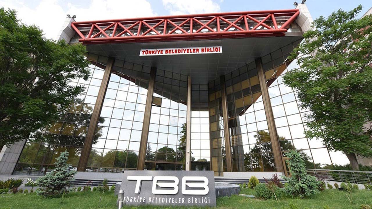 KPSS Şartı Yok! Türkiye Belediyeler Birliği Büro Memuru Alıyor!