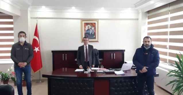 Korona virüse karşı mücadele için 10 bin eldiven, 10 bin maske bağışladılar